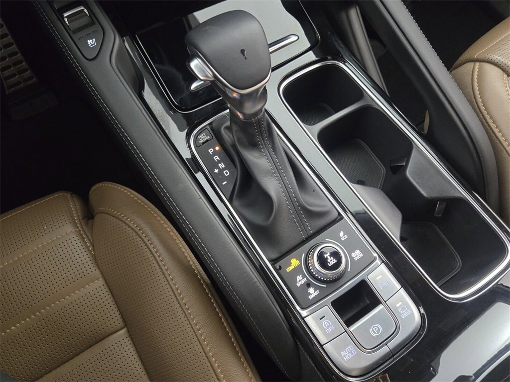 Used 2021 Kia Telluride SX w/ SX Prestige Package image 24