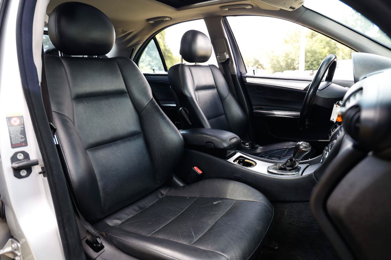 Used 2005 Mercedes-Benz C 230 Sedan image 18