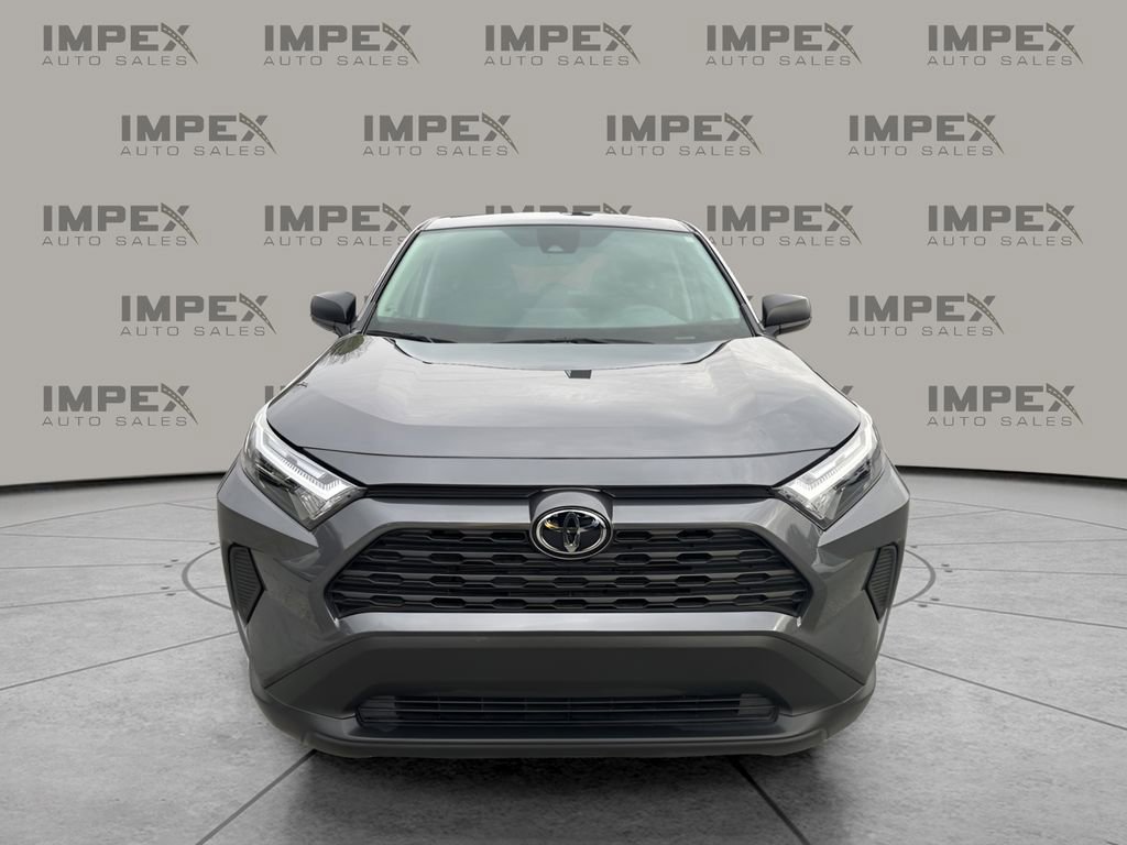 Used 2025 Toyota RAV4 LE image 8