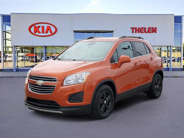 Used 2016 Chevrolet Trax LT FWD image 2