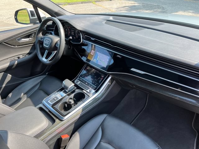 Used 2025 Audi Q7 3.0T Premium Plus AWD/4WD image 39