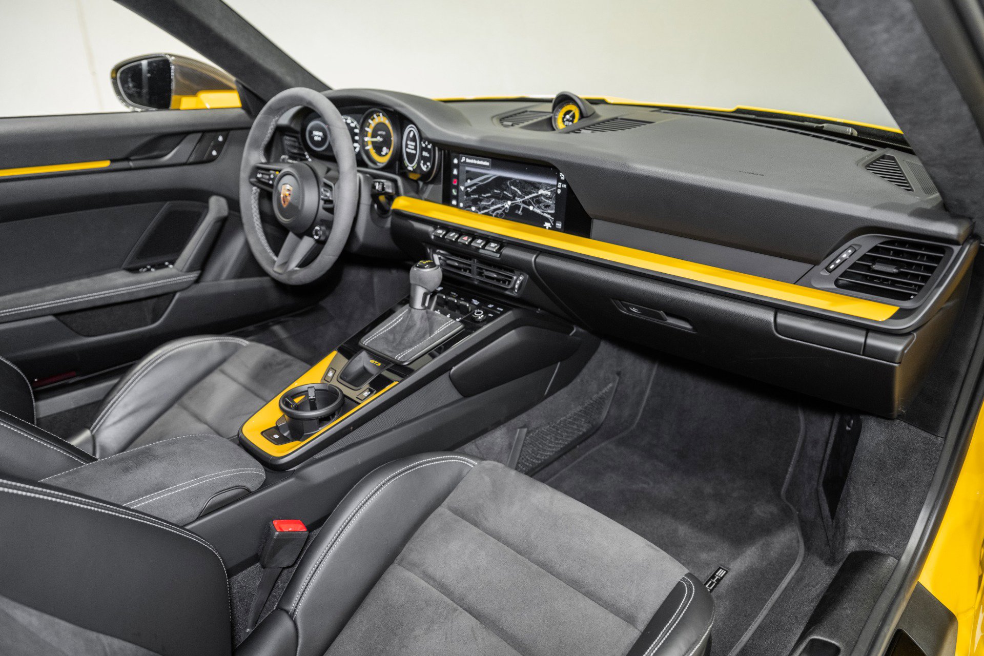 Used 2022 Porsche 911 GT3 image 22