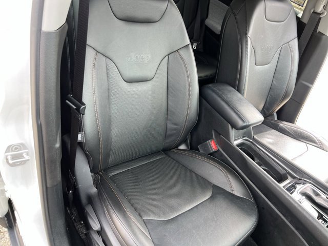 Used 2022 Jeep Compass Latitude w/ Sun and Sound Group image 28