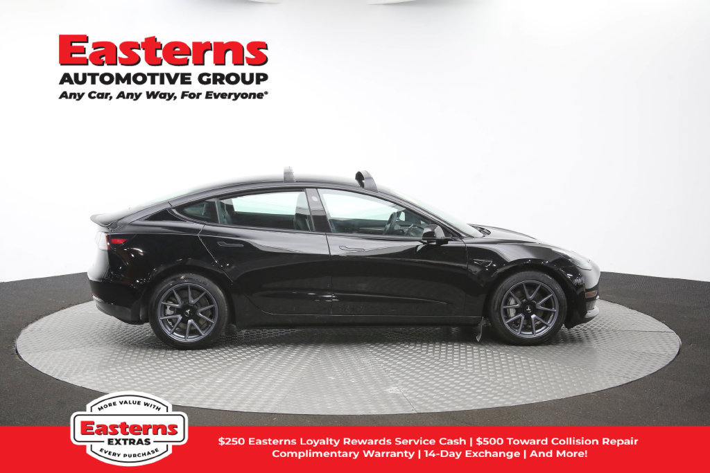 Used 2022 Tesla Model 3 Long Range AWD/4WD image 40
