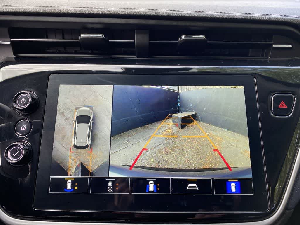 Used 2023 Chevrolet Bolt EUV Premier w/ Sun & Sound Package FWD image 26