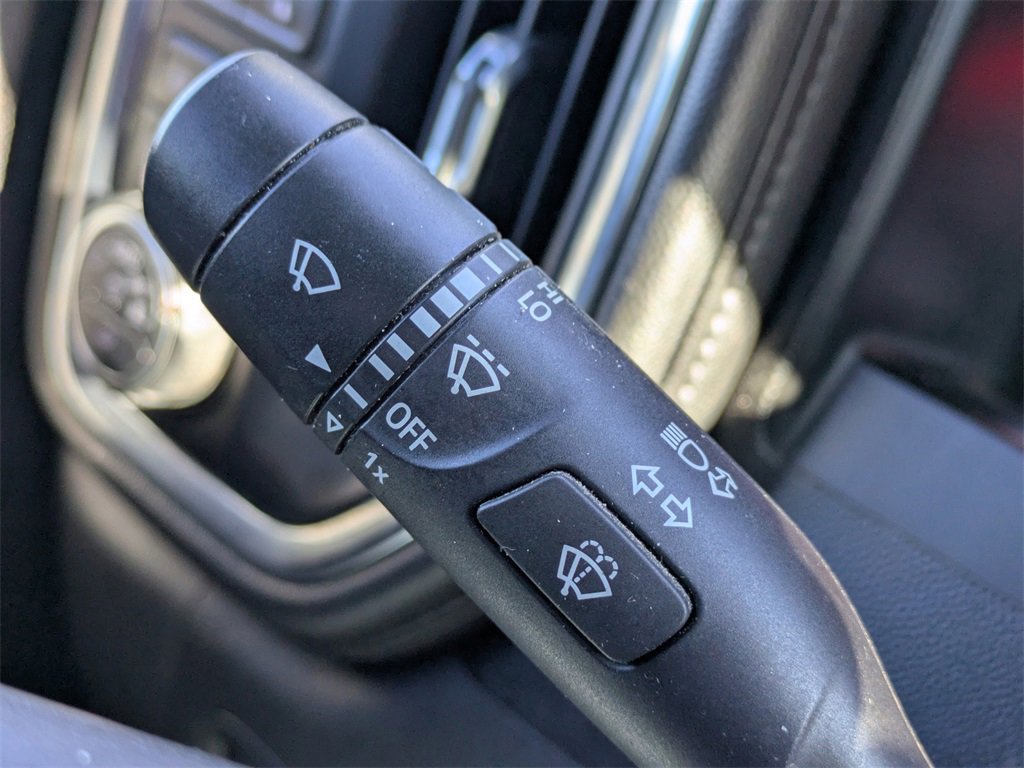 Used 2020 Chevrolet Silverado 1500 RST image 30