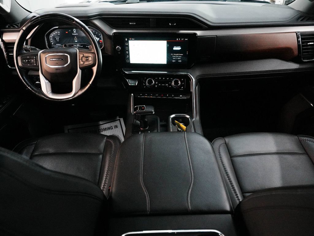 Used 2024 GMC Sierra 1500 Denali w/ Technology Package AWD/4WD image 34