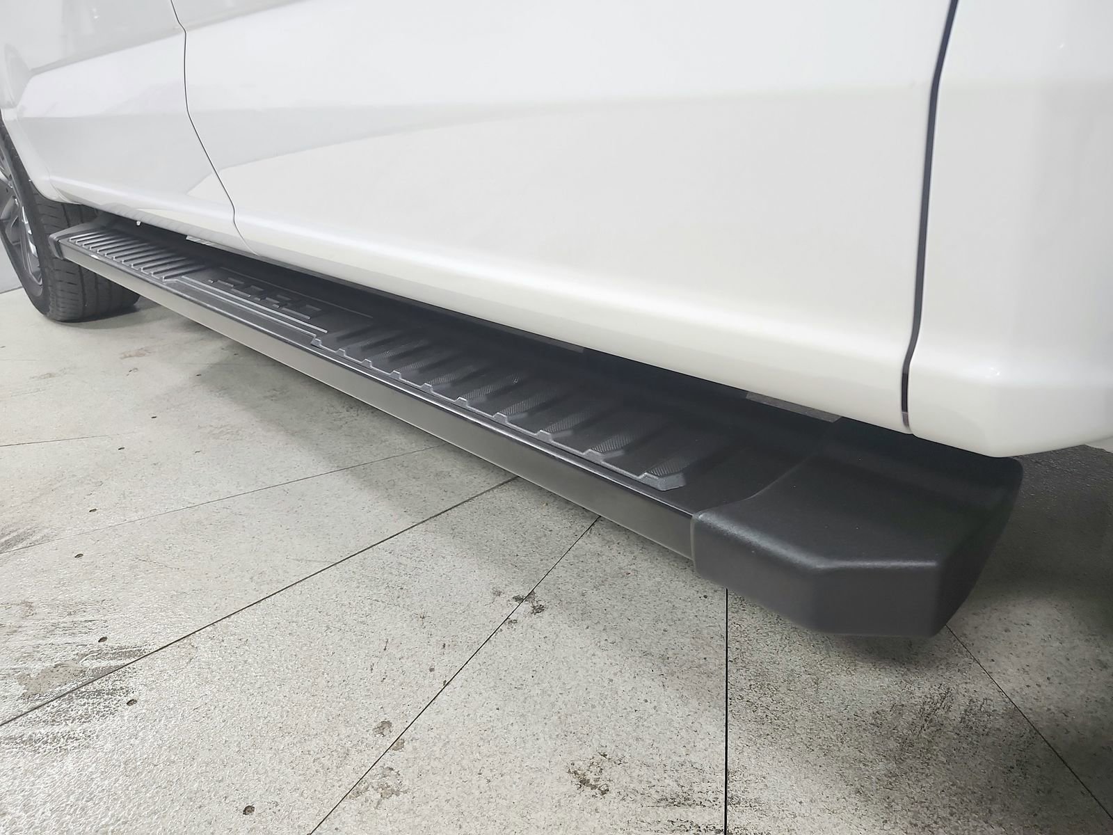 Used 2023 Ford F150 Lariat w/ Equipment Group 502A High image 51