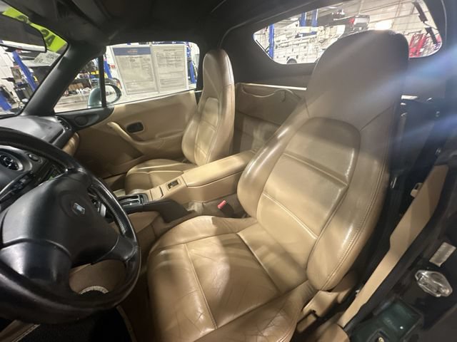 Used 1999 MAZDA MX-5 Miata RWD image 17