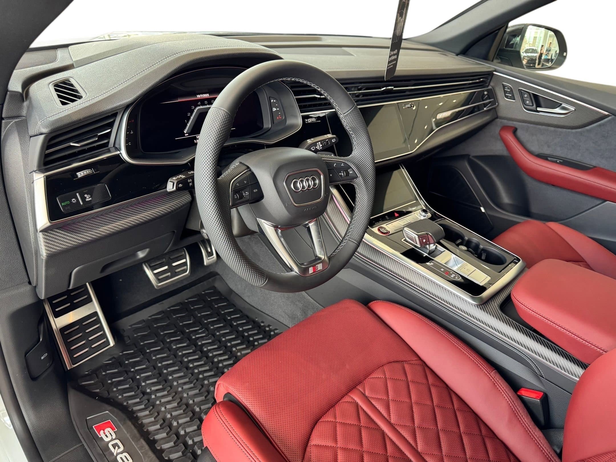 New 2026 Audi SQ8 Prestige image 4