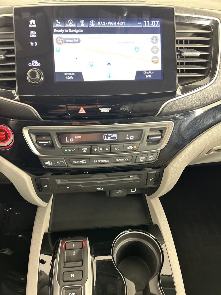 Used 2020 Honda Pilot Touring image 13