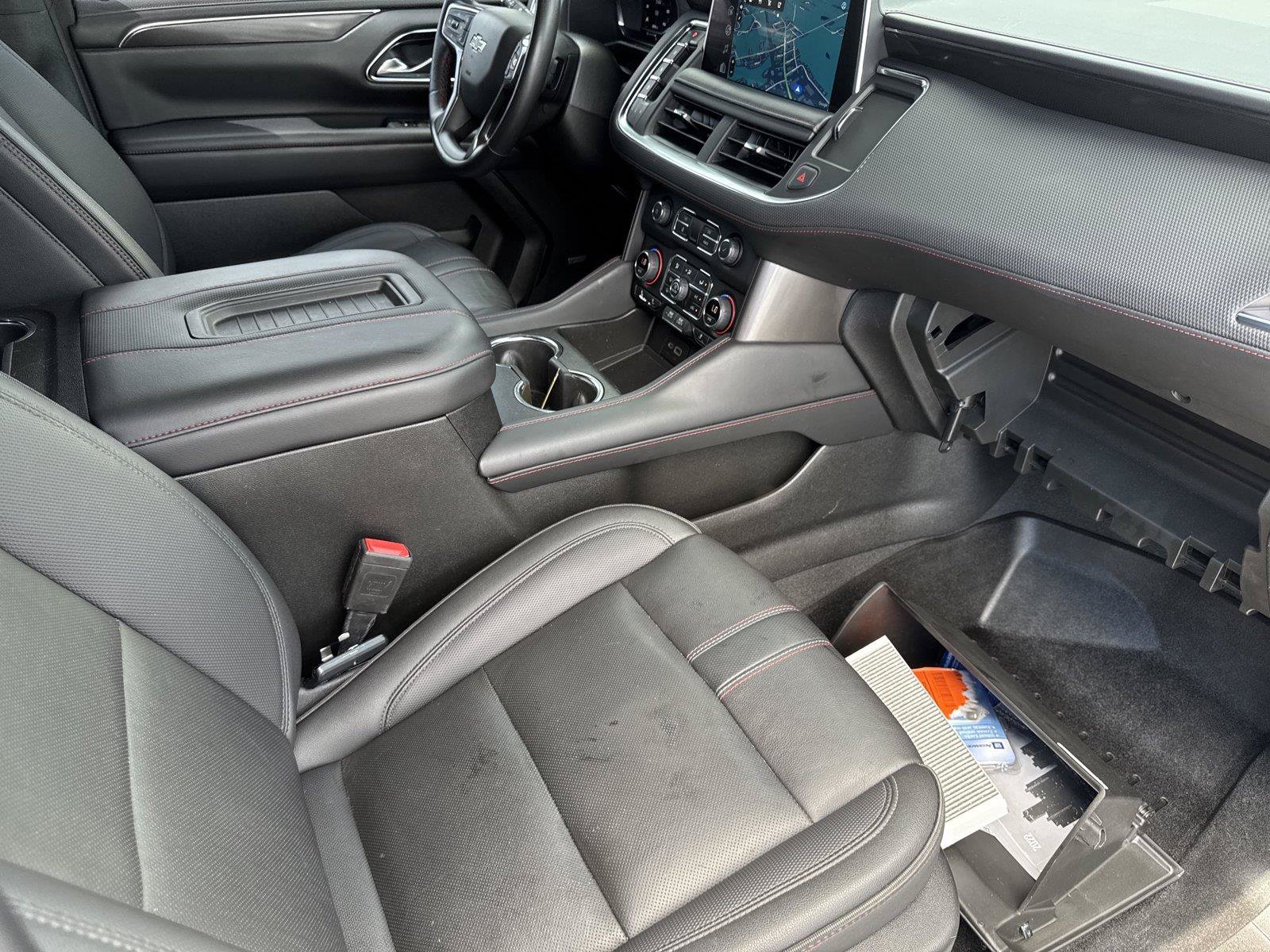 Used 2022 Chevrolet Suburban RST w/ Luxury Package AWD/4WD image 38