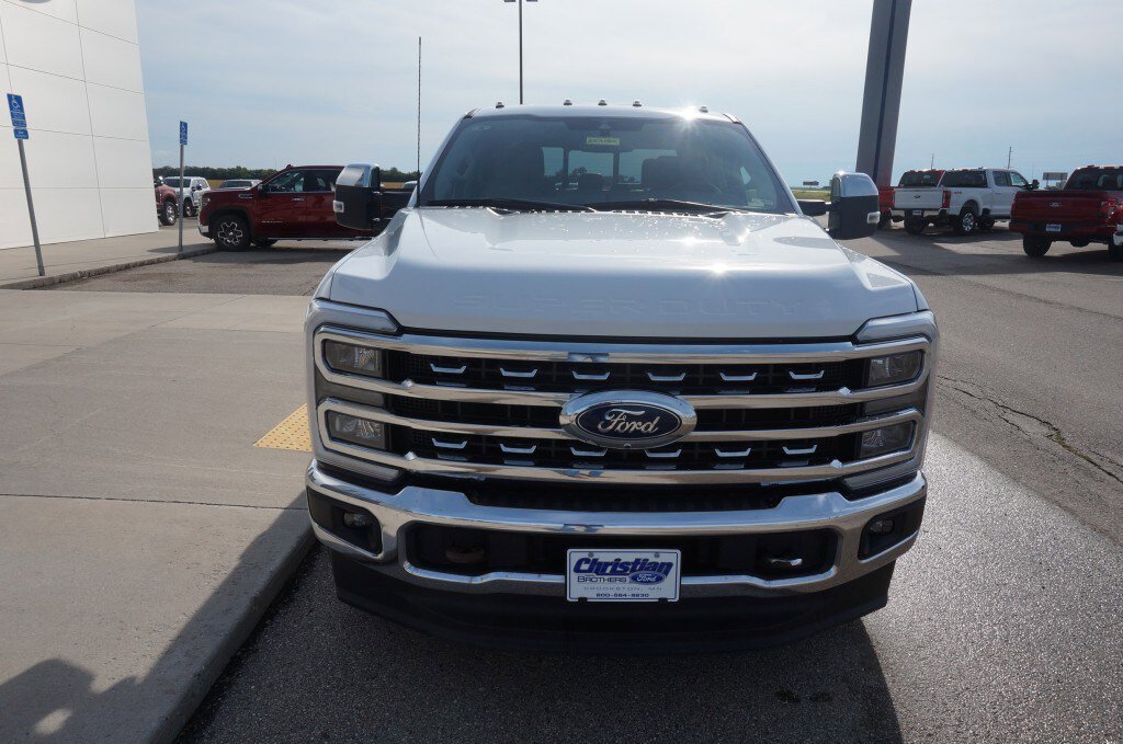 Used 2023 Ford F350 Lariat w/ Chrome Package AWD/4WD image 7