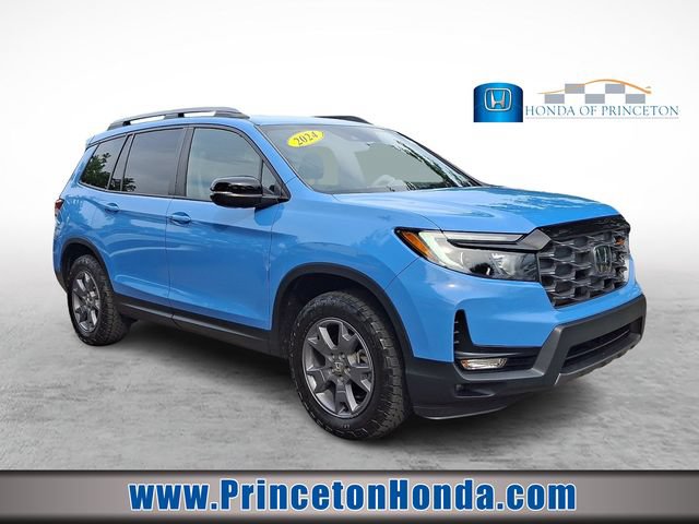 Certified 2024 Honda Passport TrailSport image 1