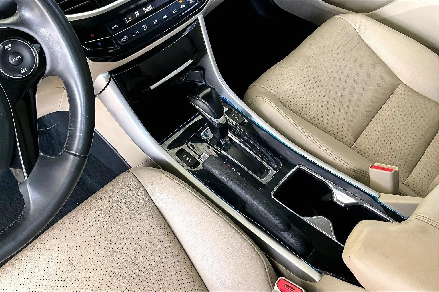 Used 2016 Honda Accord EX-L image 15