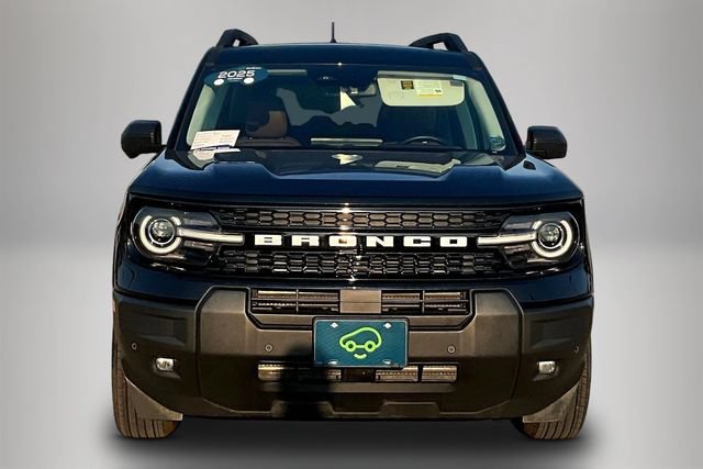 Used 2025 Ford Bronco Sport Outer Banks w/ Outer Banks Tech Package+ AWD/4WD image 2