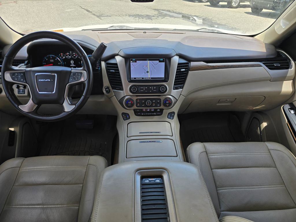 Used 2020 GMC Yukon XL Denali AWD/4WD image 5