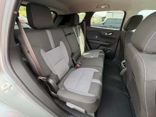 Used 2025 Chevrolet Blazer LT FWD image 28
