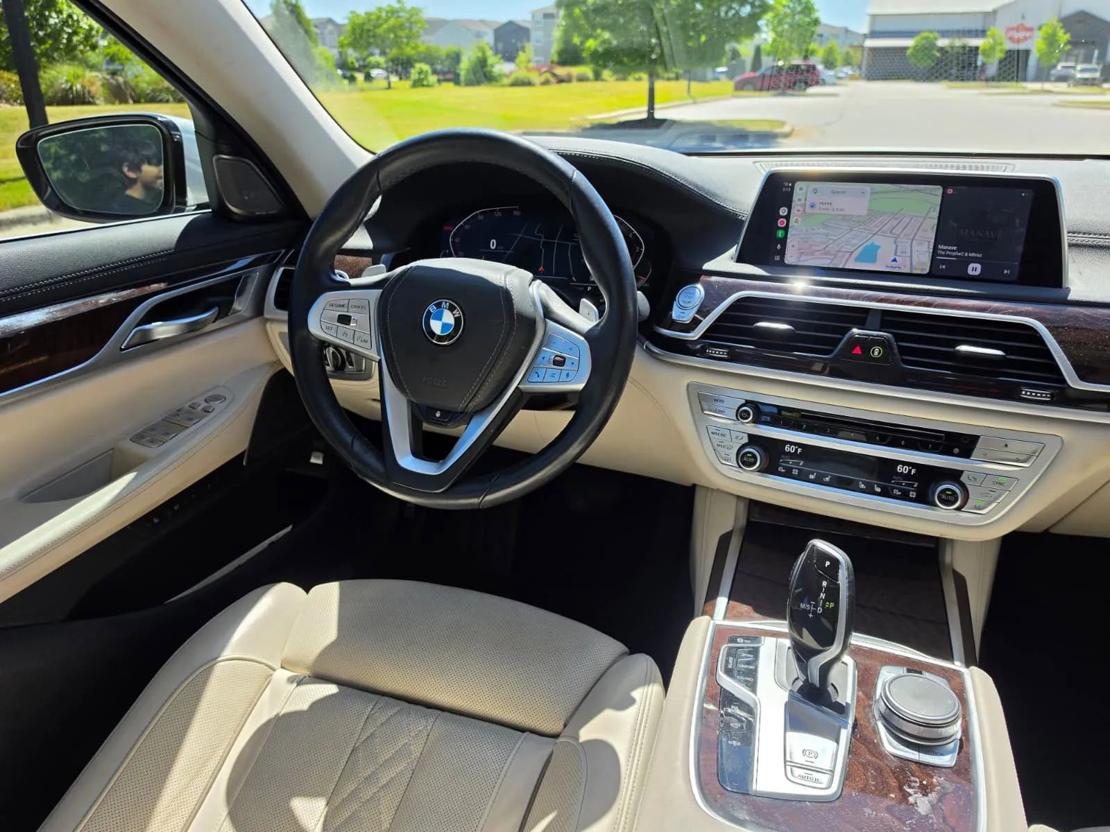 Used 2020 BMW 740i w/ Premium Package RWD image 19