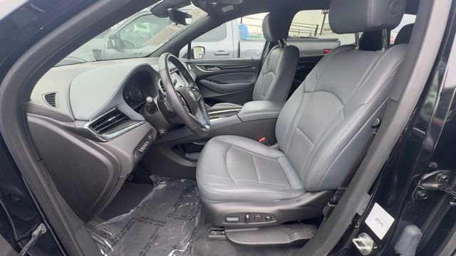 Used 2024 Buick Enclave Premium image 18