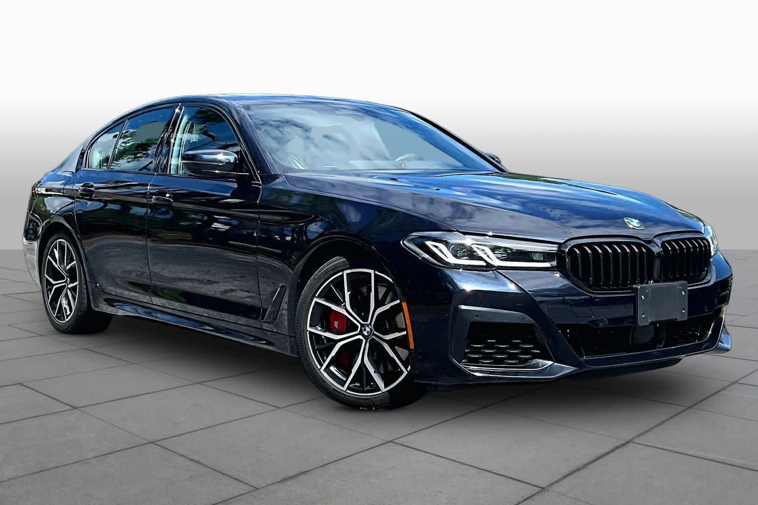 Used 2023 BMW 540i xDrive w/ Executive Package AWD/4WD image 3