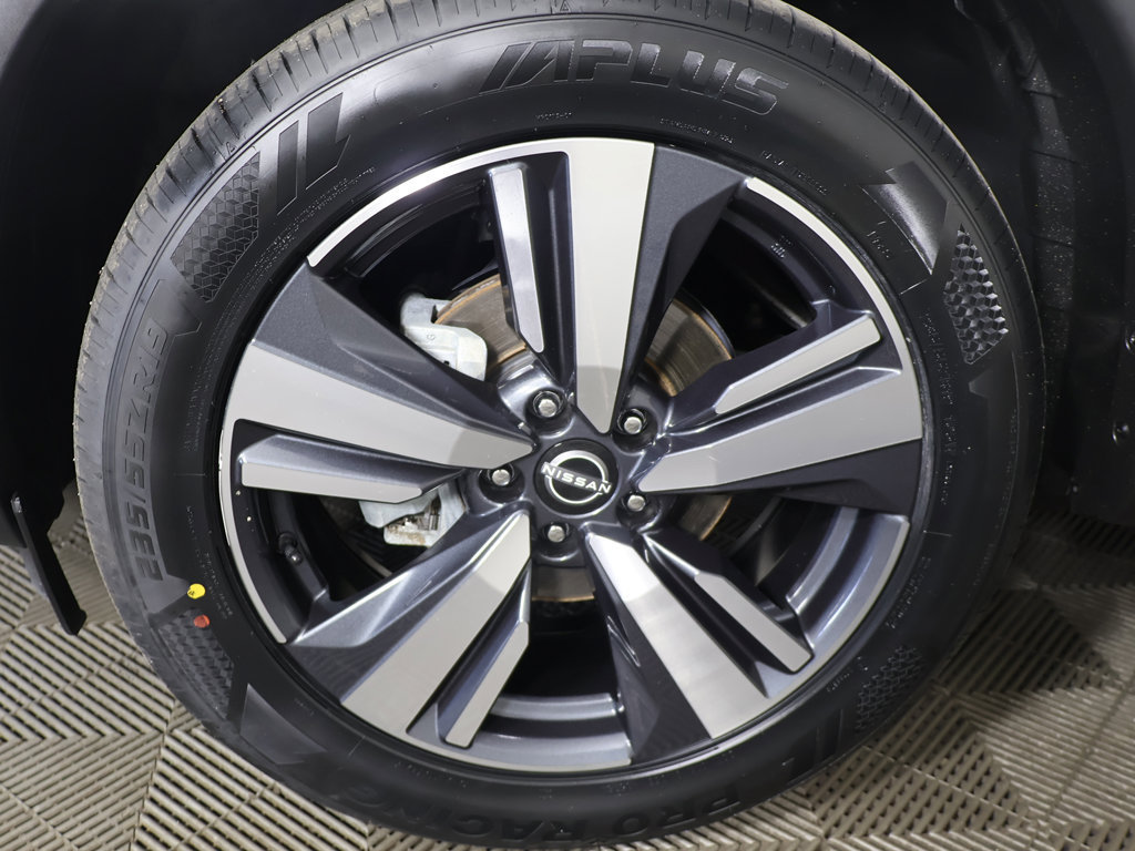 Used 2023 Nissan Rogue SL w/ SL Premium Package FWD image 21