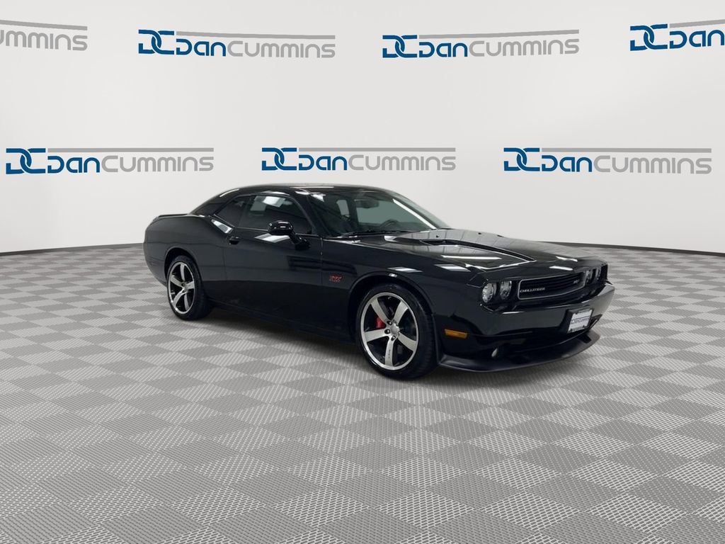 Used 2013 Dodge Challenger SRT8 RWD image 2