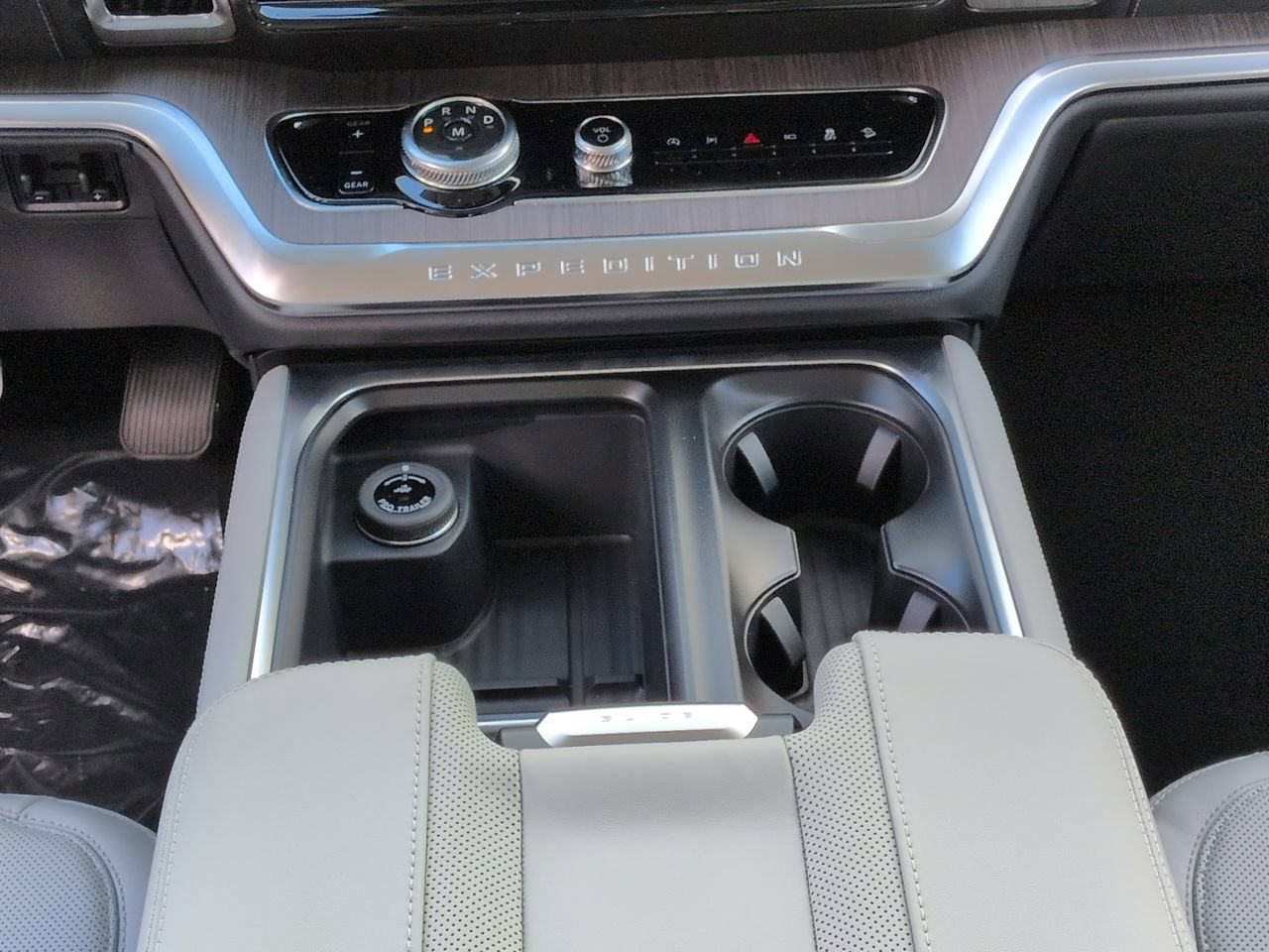 New 2026 Ford Expedition Max Platinum w/ Platinum Ultimate Package AWD/4WD image 19
