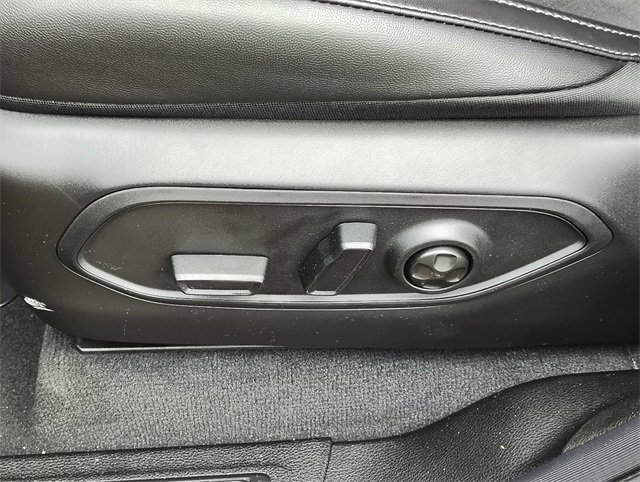 New 2025 Jeep Grand Cherokee L Laredo image 14