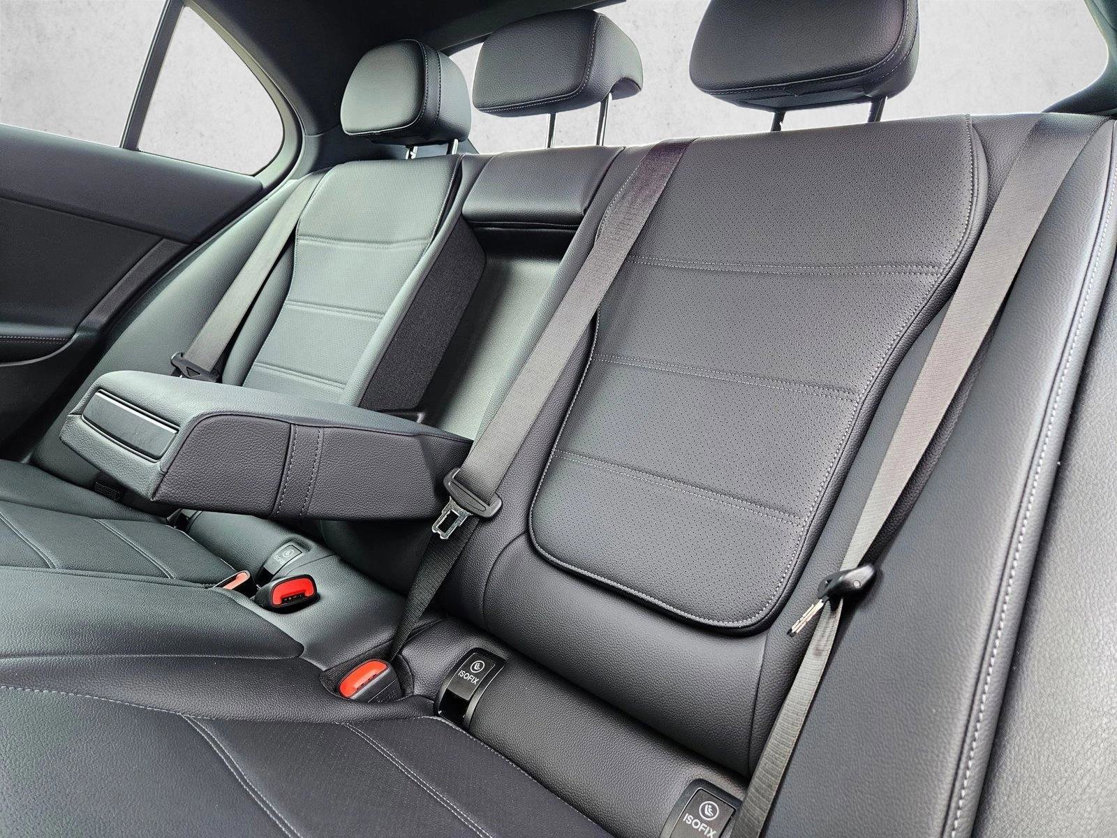 Certified 2026 Mercedes-Benz C 300 4MATIC Sedan image 19