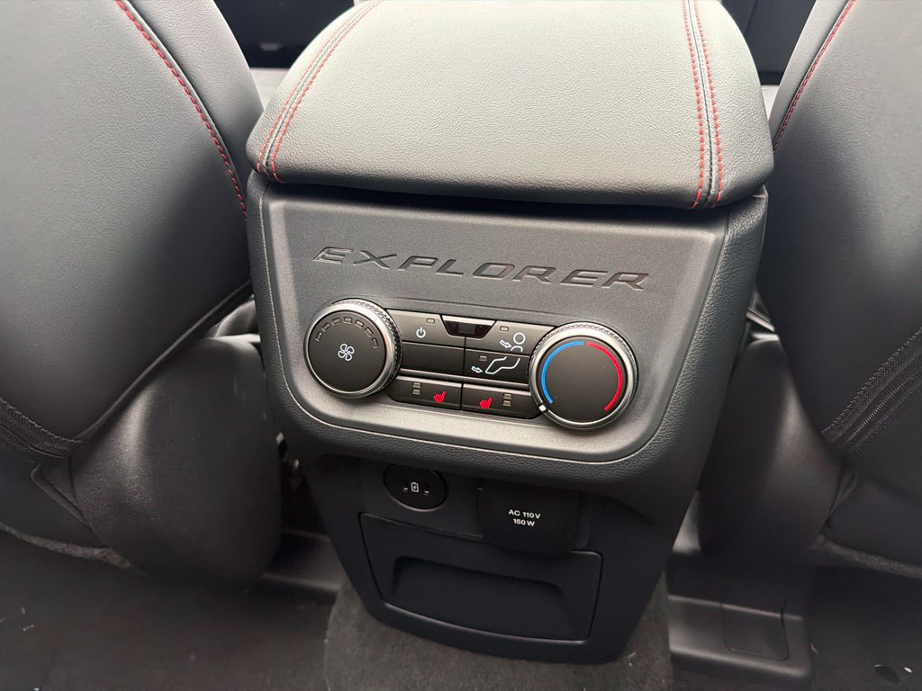 New 2026 Ford Explorer ST-Line w/ ST-Line Street Pack AWD/4WD image 18