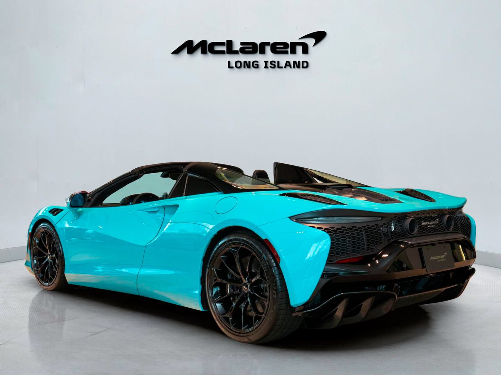 New 2026 McLaren Artura Spider RWD image 5