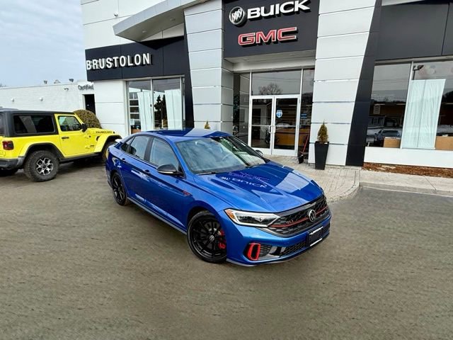 Used 2024 Volkswagen Jetta GLI 40th Anniversary Edition image 2