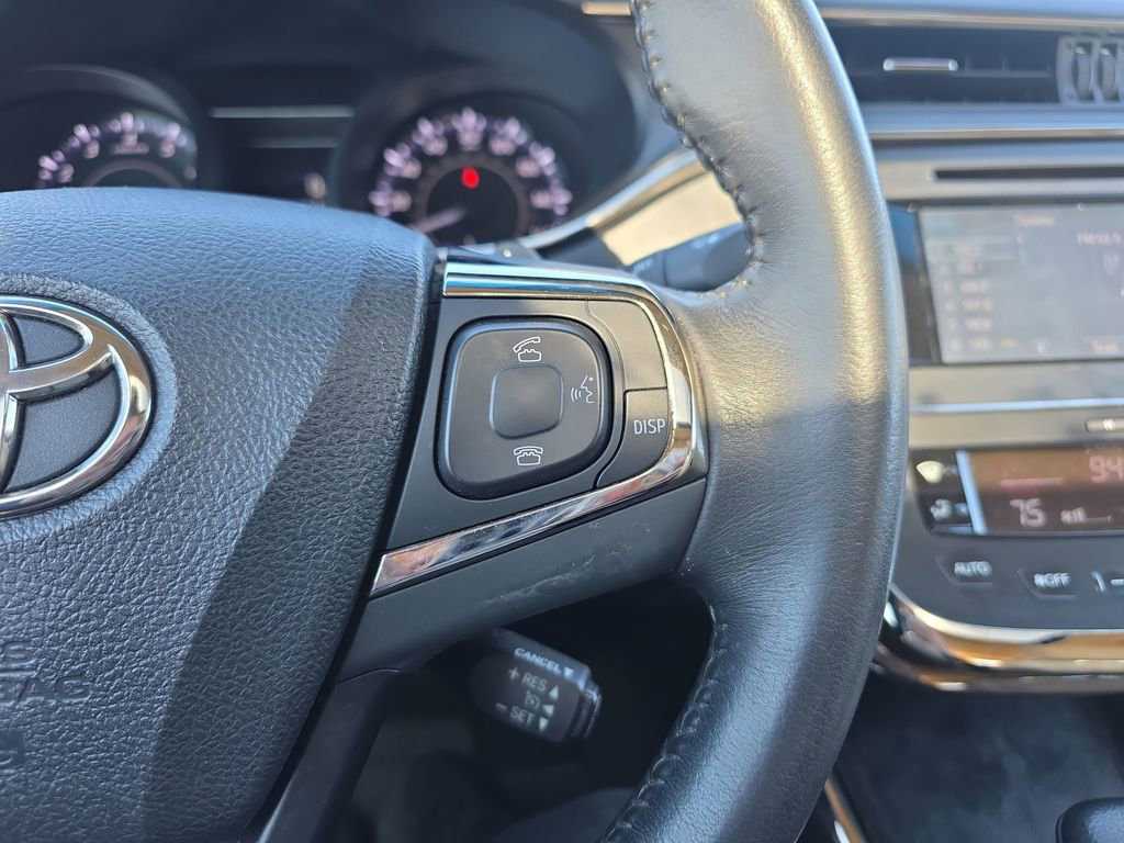 Used 2015 Toyota Avalon XLE Premium FWD image 29