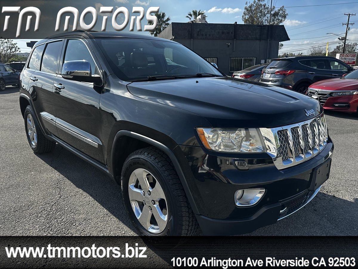 Used 2013 Jeep Grand Cherokee Overland Summit AWD/4WD image 21