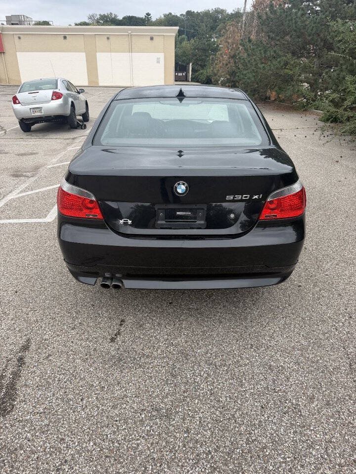 Used 2007 BMW 530xi Sedan AWD/4WD image 3
