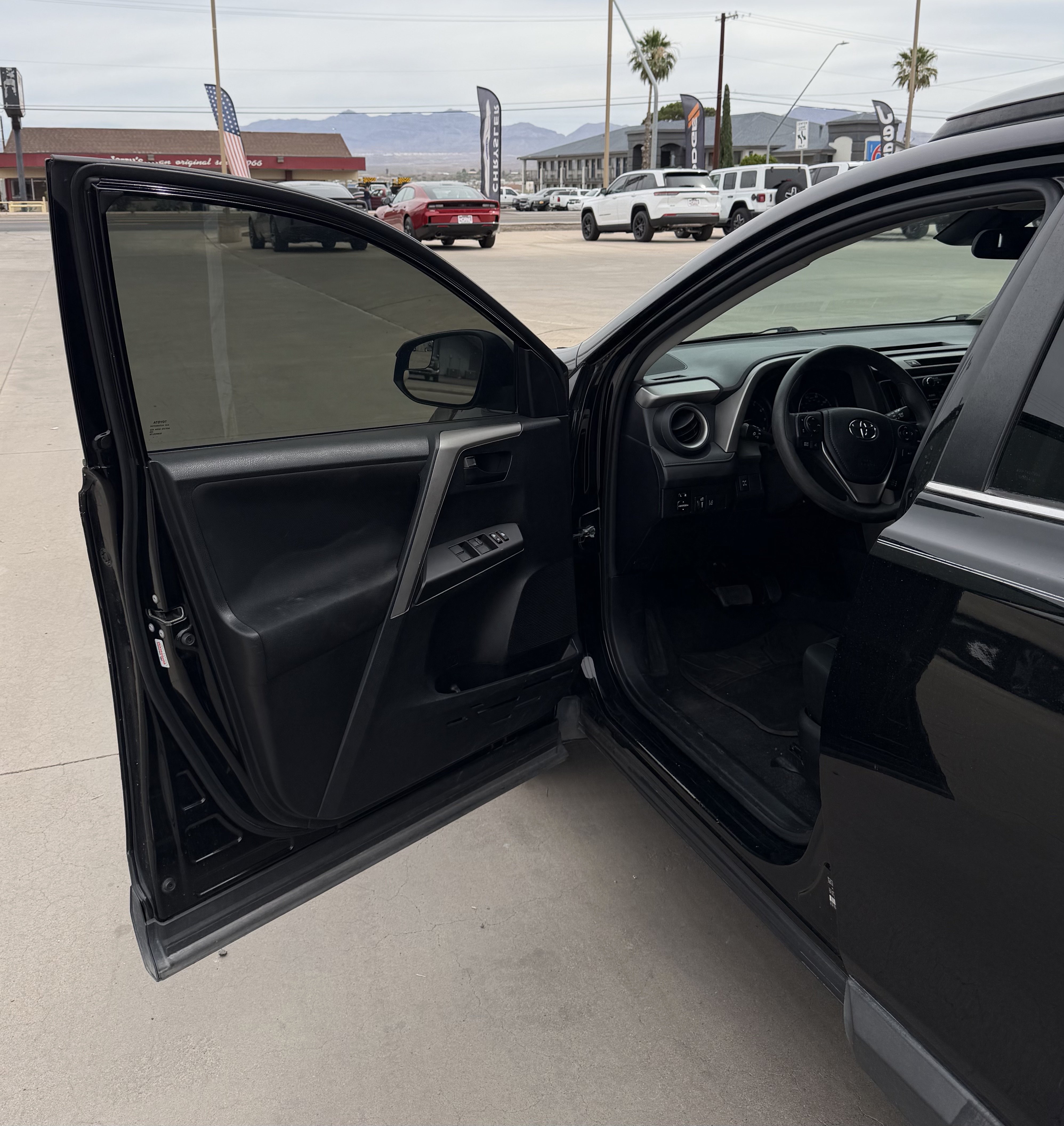 Used 2017 Toyota RAV4 LE w/ All Weather Liner Package AWD/4WD image 11