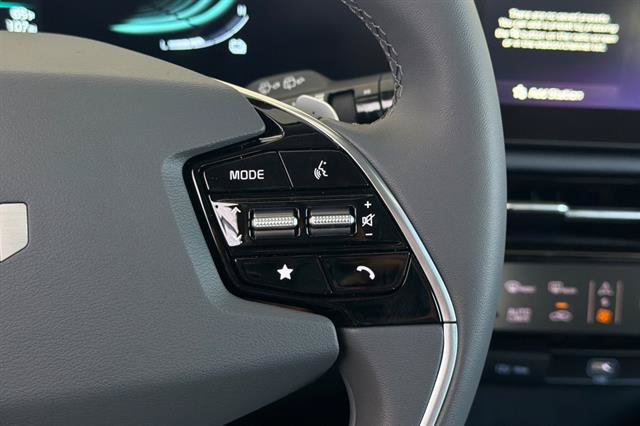 New 2026 Kia Niro EX FWD image 29
