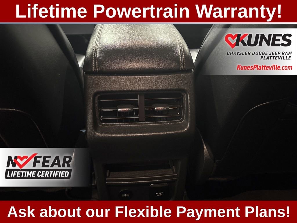 Used 2024 Ford Edge Titanium image 21