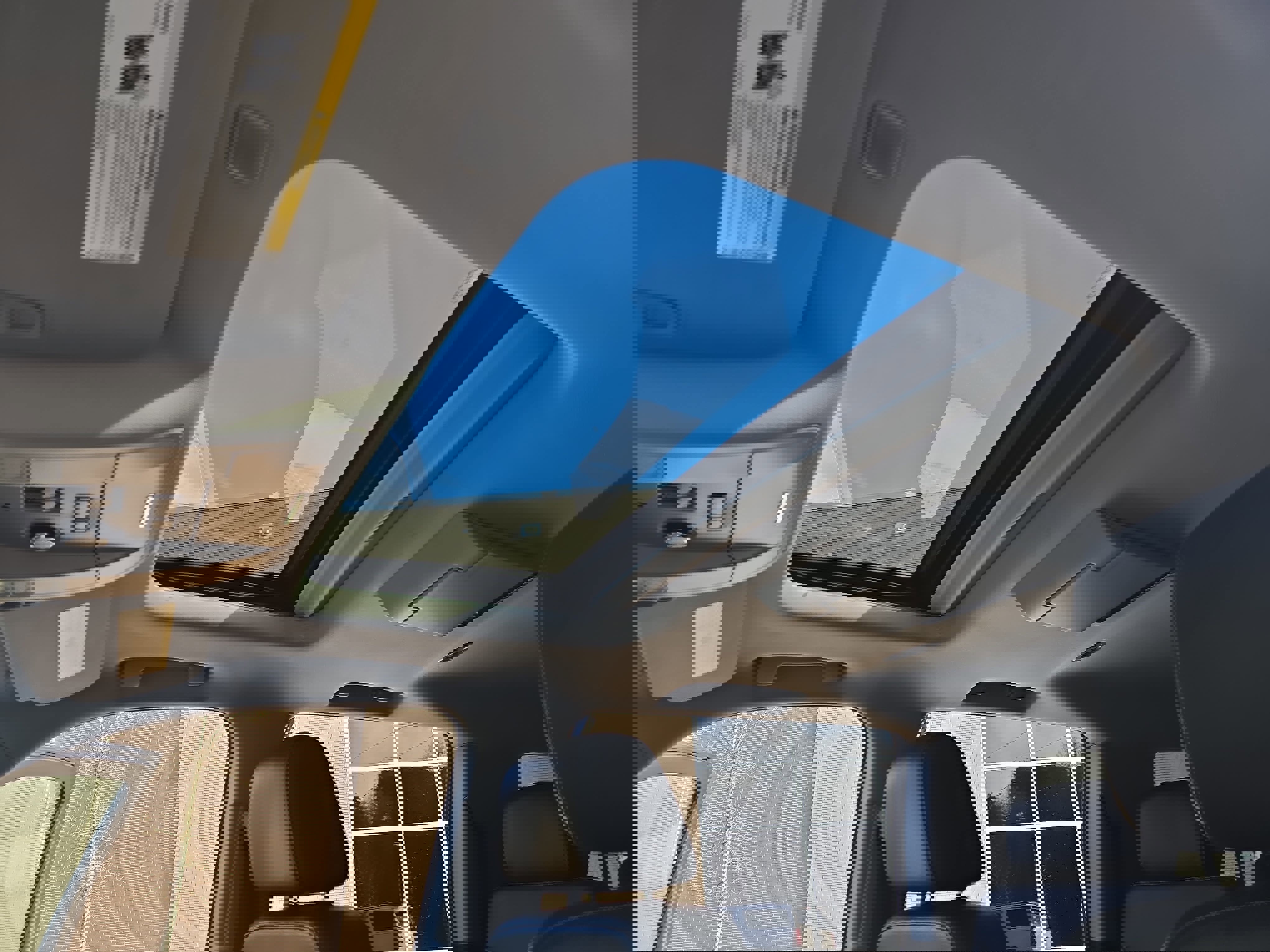 Used 2017 Chevrolet Suburban Premier image 32