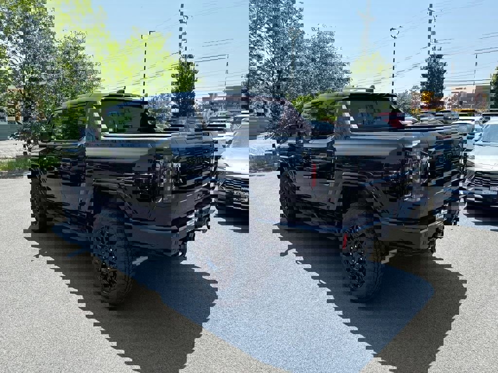 New 2025 GMC Hummer EV 2X w/ LPO, Dark Essentials Package image 5