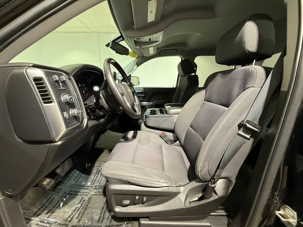 Used 2018 Chevrolet Silverado 1500 LT w/ All Star Edition image 12