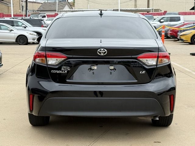 Used 2024 Toyota Corolla LE FWD image 5