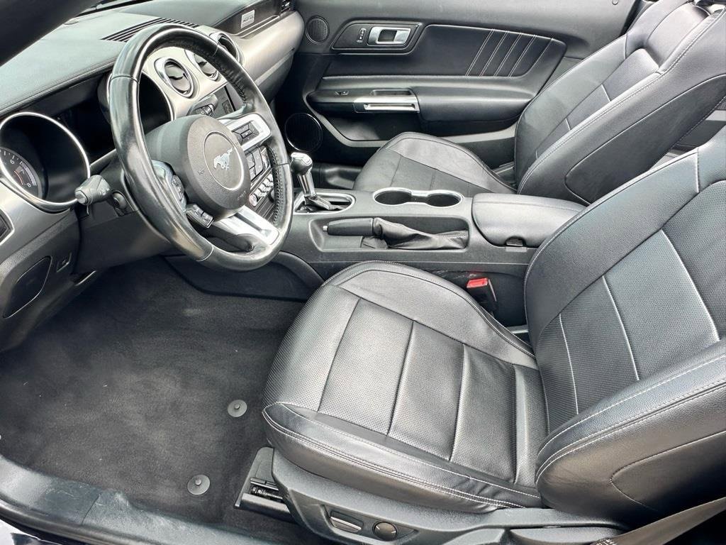 Used 2023 Ford Mustang Premium image 6