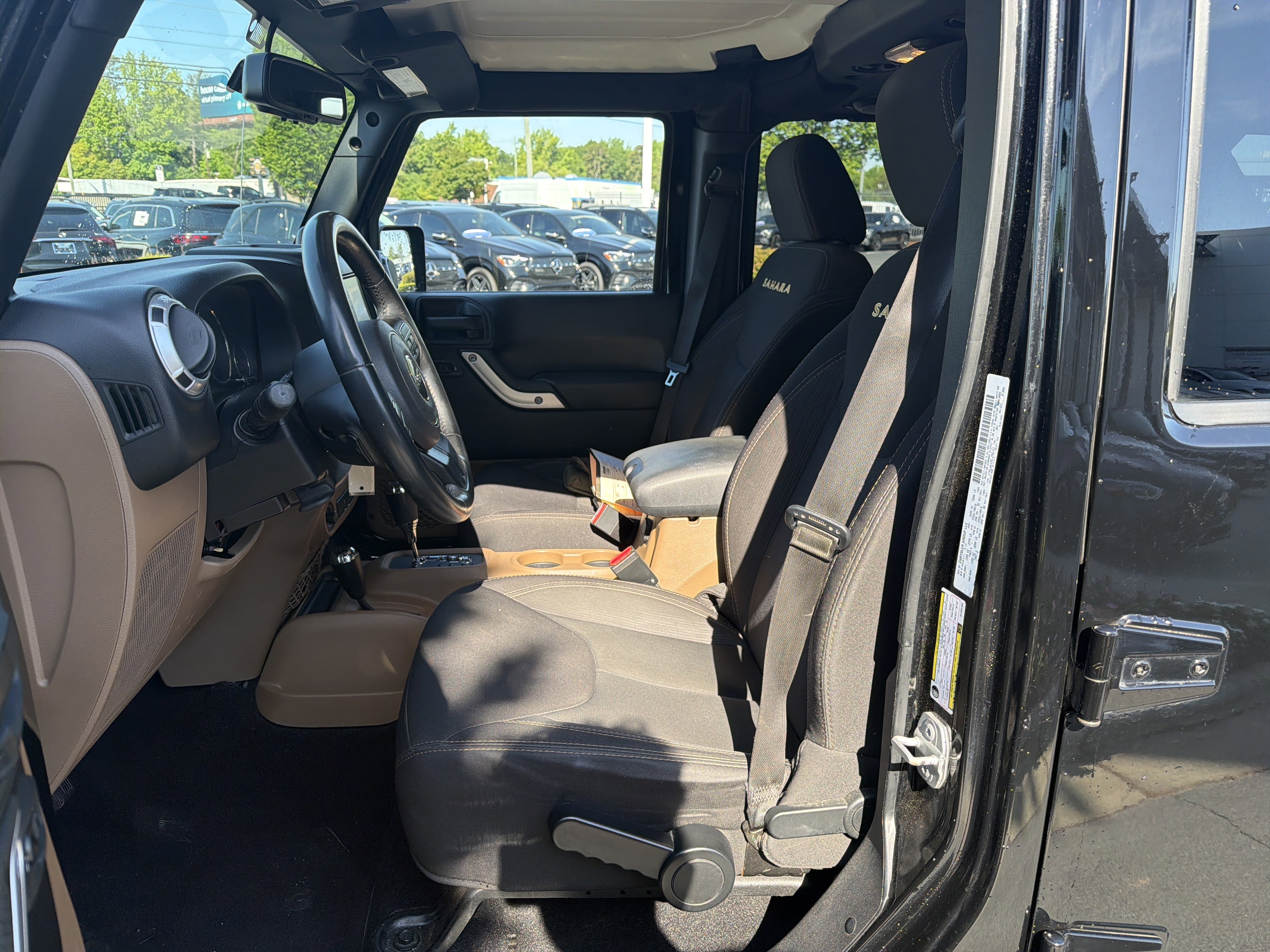 Used 2014 Jeep Wrangler Unlimited Sahara w/ Trailer Tow Group AWD/4WD image 16