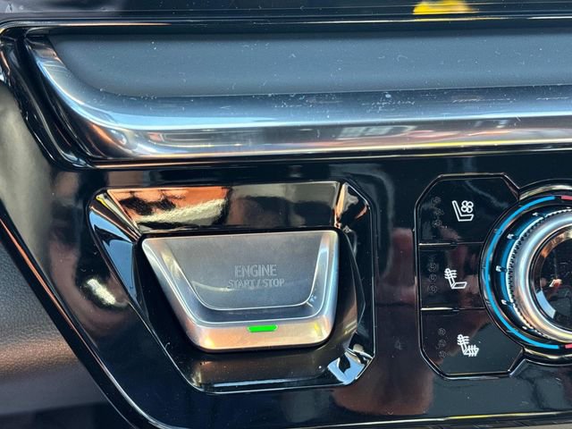 New 2026 GMC Sierra 2500 Denali Ultimate w/ LPO, Black Badging Package image 35