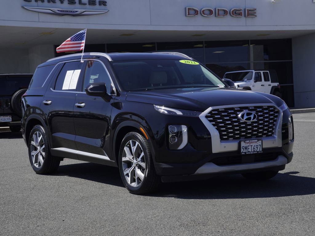 Used 2022 Hyundai Palisade SEL w/ 8P Bench Seat Package FWD image 2