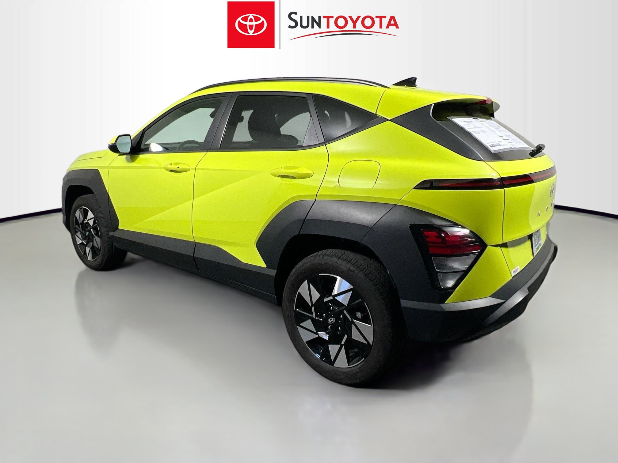 Used 2024 Hyundai Kona SEL AWD/4WD image 6