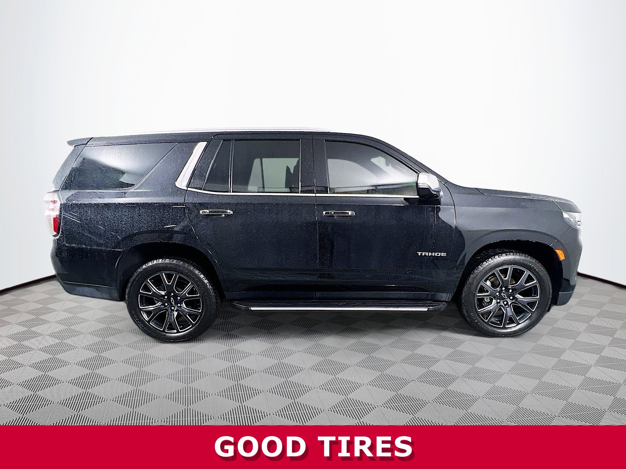 Used 2023 Chevrolet Tahoe Premier AWD/4WD image 34