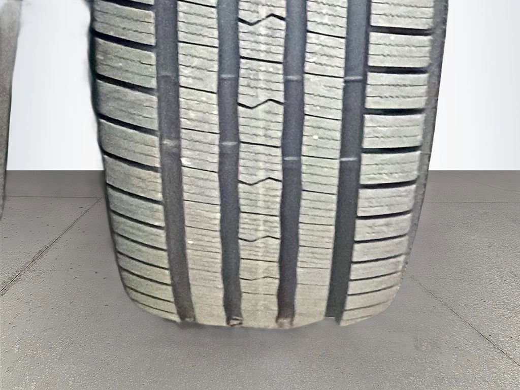 Used 2019 Chevrolet Silverado 1500 High Country w/ Technology Package AWD/4WD image 42